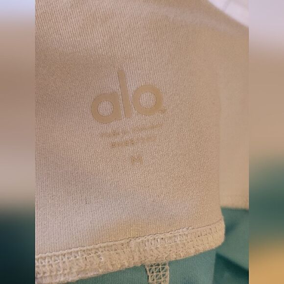 Alo Yoga Gypset Goddess Womens Yoga Leggings Airbrush tropical Feather Size M - Picture 12 of 13